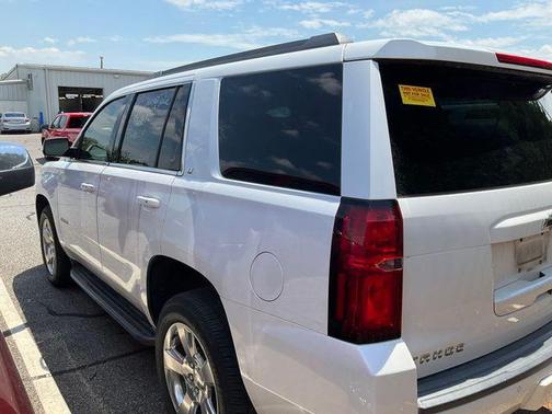 Iridescent Pearl Tricoat 2019 Chevrolet Tahoe LT