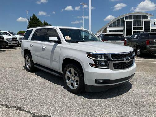 Iridescent Pearl Tricoat 2019 Chevrolet Tahoe LT