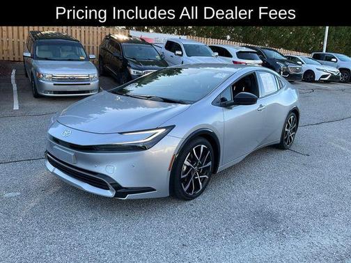 Cutting Edge 2025 Toyota Prius Plug-In Hybrid XSE