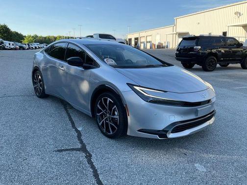 Cutting Edge 2025 Toyota Prius Plug-In Hybrid XSE