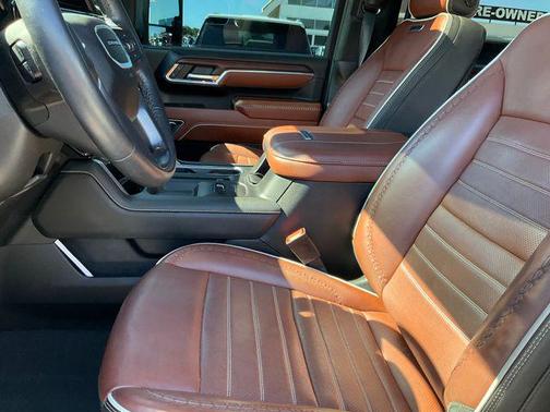 Sterling Metallic 2024 GMC Sierra 2500 Denali Ultimate