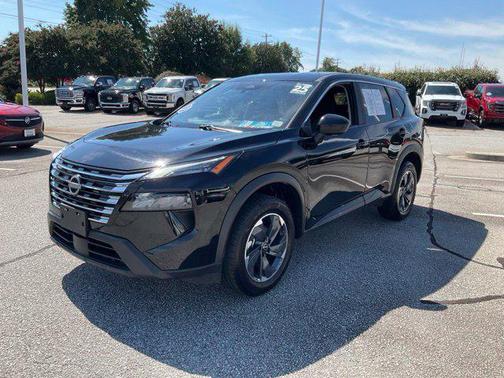 Super Black 2025 Nissan Rogue SV
