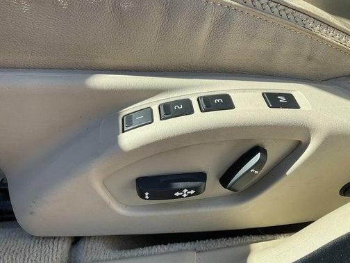 2016 Volvo XC70 T5 Platinum
