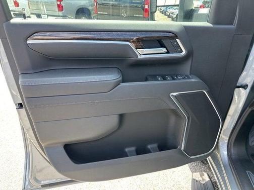 2025 GMC Sierra 2500 SLE
