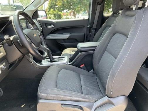 2017 Chevrolet Colorado LT