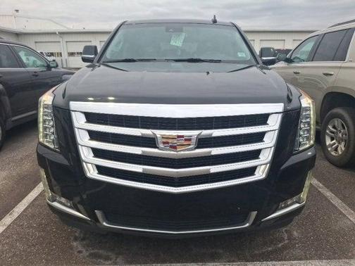 2017 Cadillac Escalade Luxury
