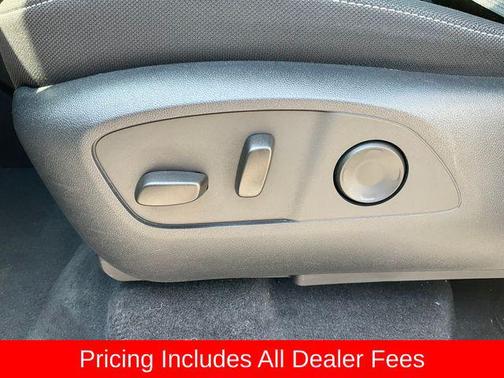 Summit White 2024 Chevrolet Traverse LS