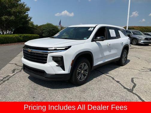 Summit White 2024 Chevrolet Traverse LS