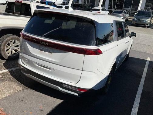 2022 Kia Carnival LXS