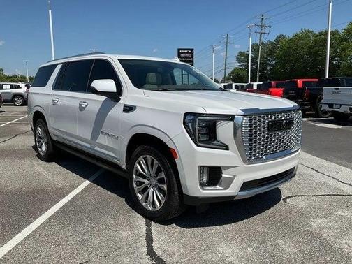 2022 GMC Yukon XL Denali