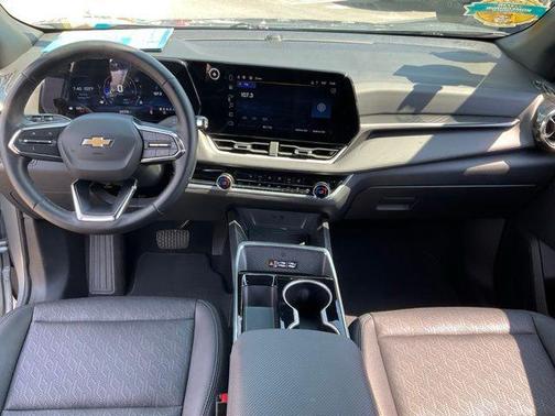 Sterling Gray Metallic 2025 Chevrolet Equinox 1LT