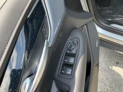 Argent Silver Metallic 2026 Cadillac XT5 Premium Luxury