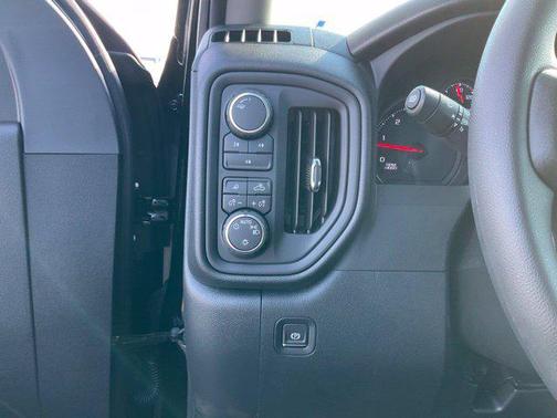 Black 2026 Chevrolet Silverado 2500 Custom