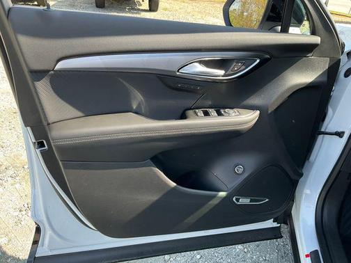 Iridescent White Tricoat 2026 Buick Envision Sport Touring AWD