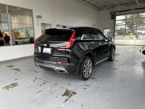 Stellar Black Metallic 2023 Cadillac XT4 Premium Luxury