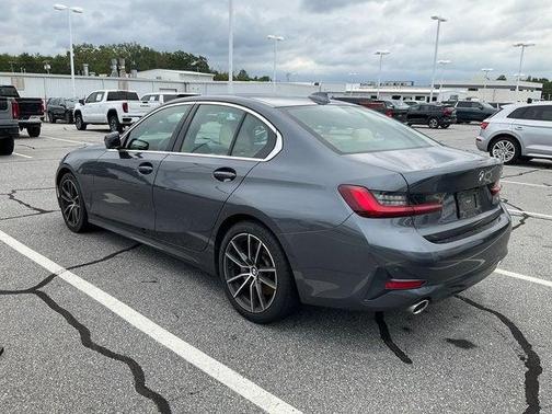 2022 BMW 330 330i