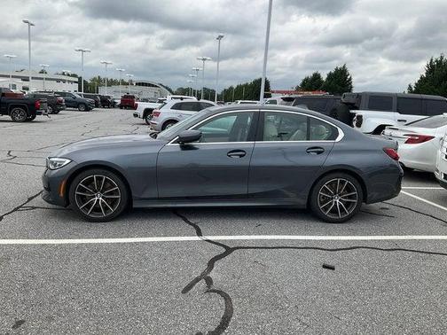 2022 BMW 330 330i