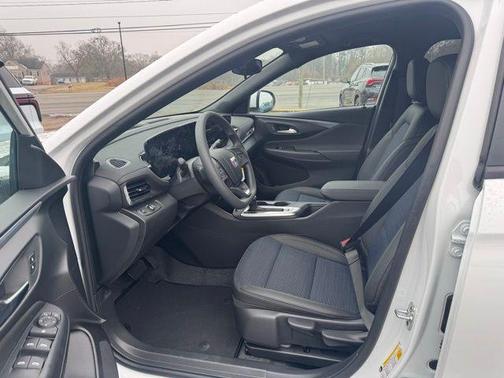 Summit White 2026 Buick Envista Preferred FWD