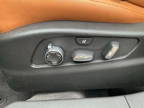 2025 Cadillac XT4 Sport