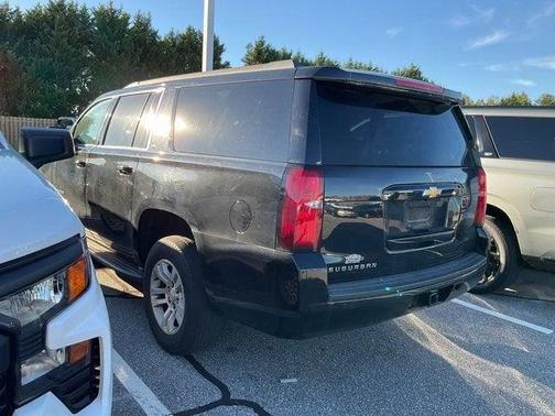 2017 Chevrolet Suburban LT