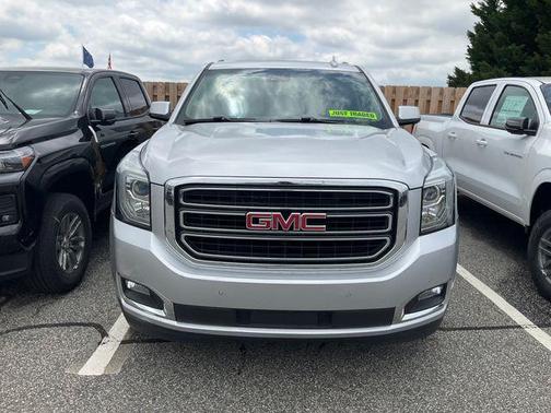 Quicksilver Metallic 2017 GMC Yukon XL SLT