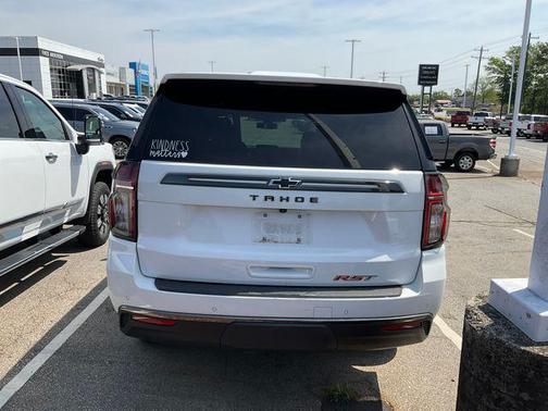 2022 Chevrolet Tahoe 4WD RST