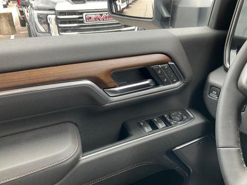 Polar White Tricoat 2026 Chevrolet Silverado 2500 High Country