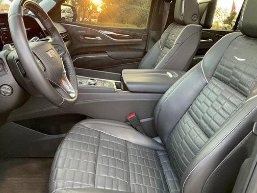 2024 Cadillac Escalade Sport Platinum