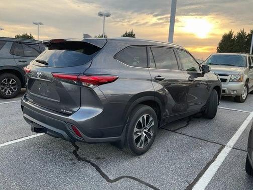 2020 Toyota Highlander XLE