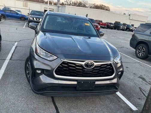 2020 Toyota Highlander XLE