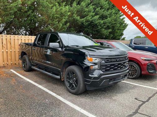 Black 2024 Chevrolet Silverado 1500 Custom