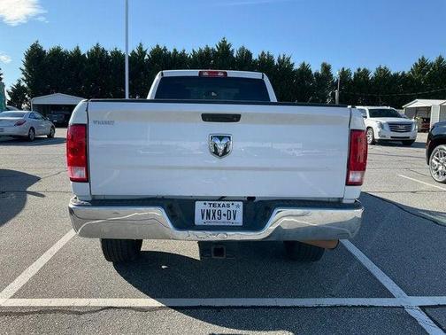 2018 RAM 2500 Tradesman Crew Cab 4x2 8' Box