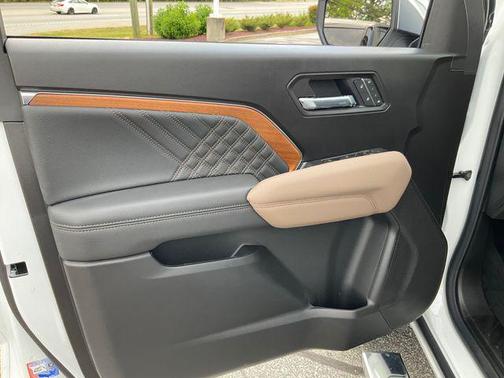Summit White 2026 GMC Canyon Denali