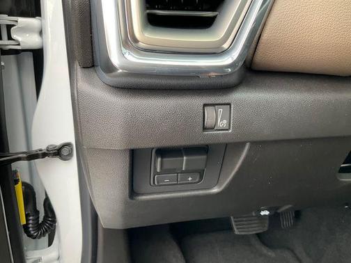 Summit White 2026 GMC Canyon Denali