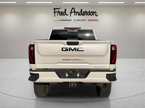 2024 GMC Sierra 2500 Denali Ultimate