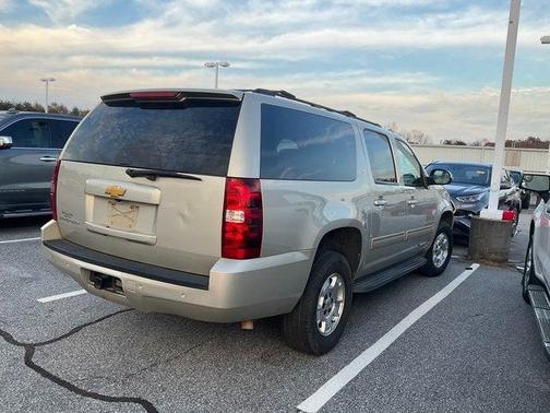 2014 Chevrolet Suburban 1500 LT