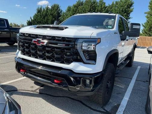 2025 Chevrolet Silverado 2500 4WD Crew Cab Standard Bed ZR2