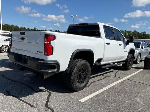 2025 Chevrolet Silverado 2500 4WD Crew Cab Standard Bed ZR2