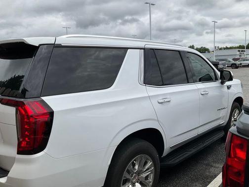 Summit White 2023 GMC Yukon Denali