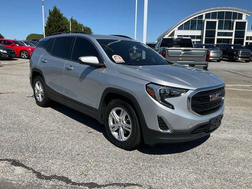 Quicksilver Metallic 2019 GMC Terrain SLE