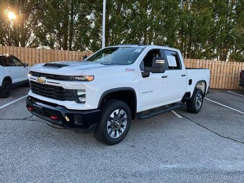 2024 Chevrolet Silverado 2500 Custom