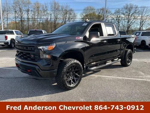 2024 Chevrolet Silverado 1500 Custom Trail Boss