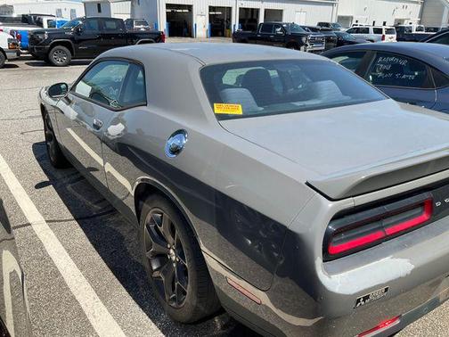Destroyer Gray Clearcoat 2017 Dodge Challenger R/T