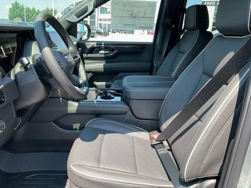 2025 GMC Yukon XL 2WD Elevation