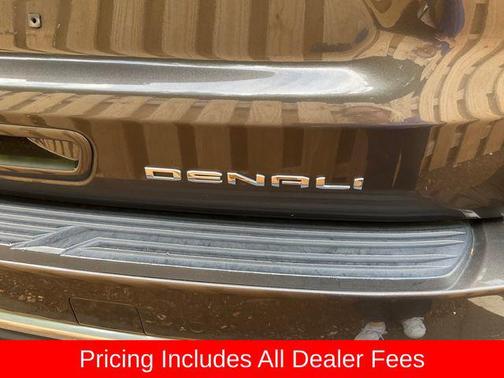 Smokey Quartz Metallic 2021 GMC Yukon XL Denali