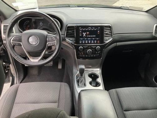 2019 Jeep Grand Cherokee Laredo