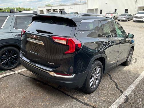 Ebony Twilight Metallic 2024 GMC Terrain SLT