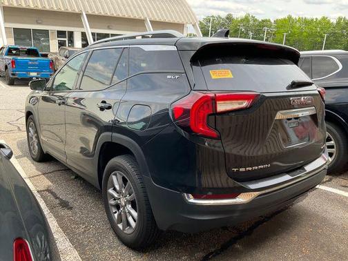 Ebony Twilight Metallic 2024 GMC Terrain SLT