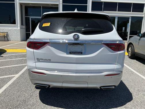 Summit White 2022 Buick Enclave AWD Premium