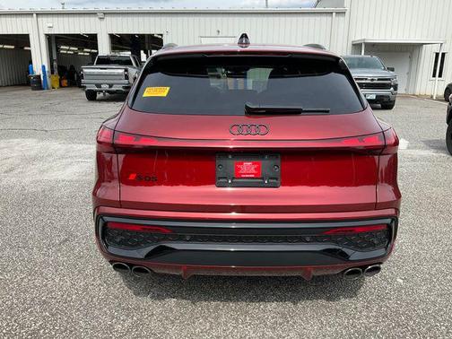 -Select- 2025 Audi SQ5 3.0T Prestige